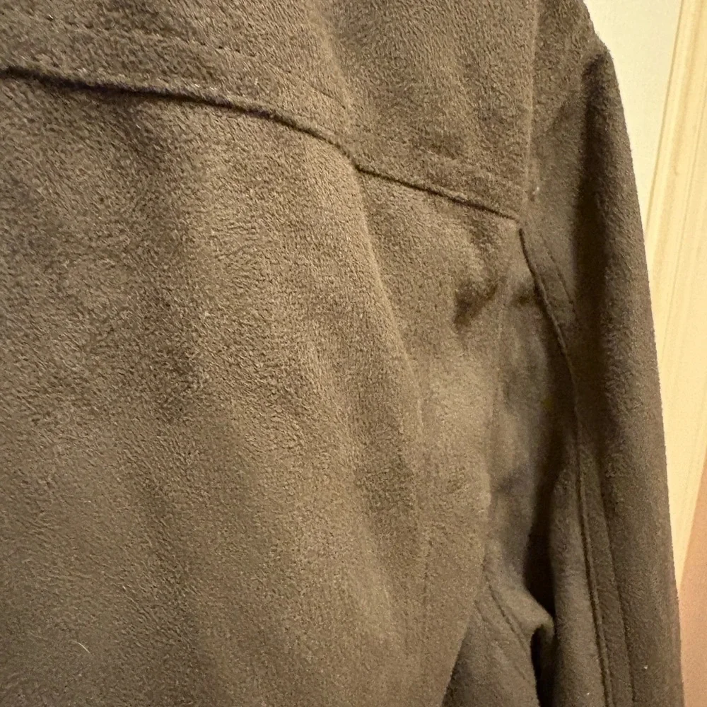 CXL by Christian Lacroix Men’s Faux Suede Brown Snap-Front Jacket Size Large NWT - Picture 13 of 14